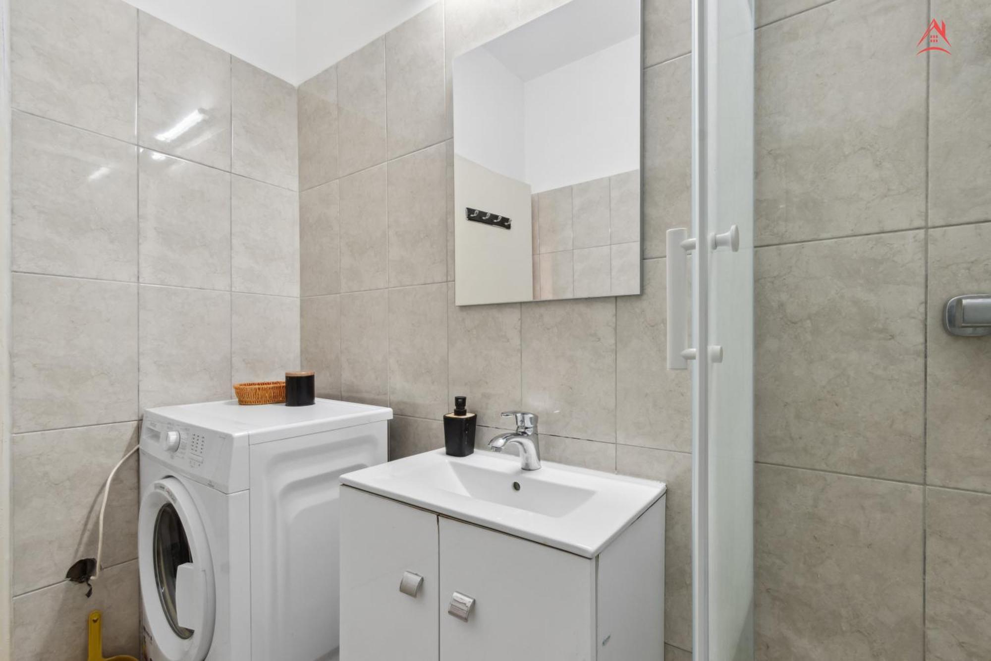 Atheneum Easy Retreat Apartment Bukares Bagian luar foto